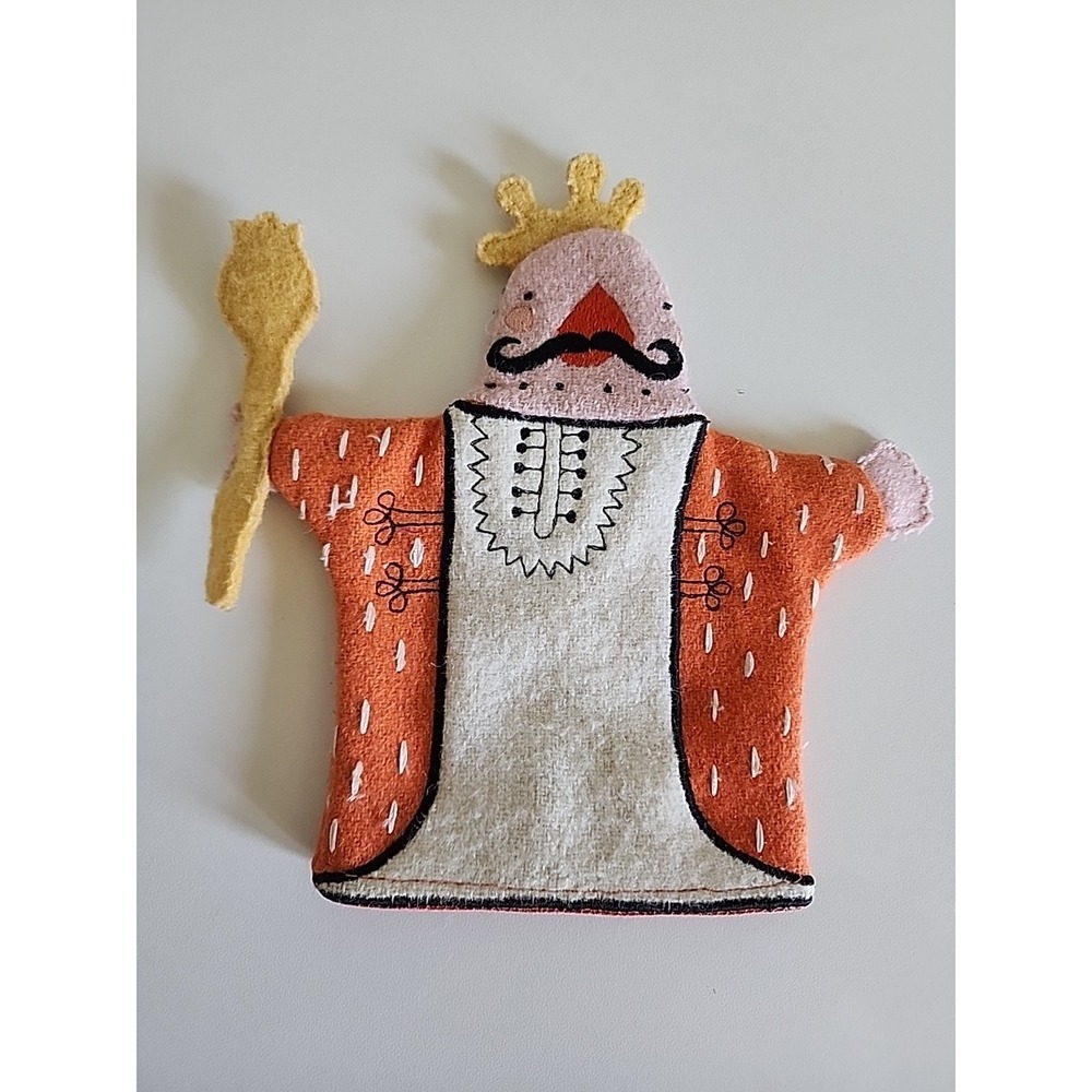 Land of Nod 7.5" King Hand Puppet Imaginative Play